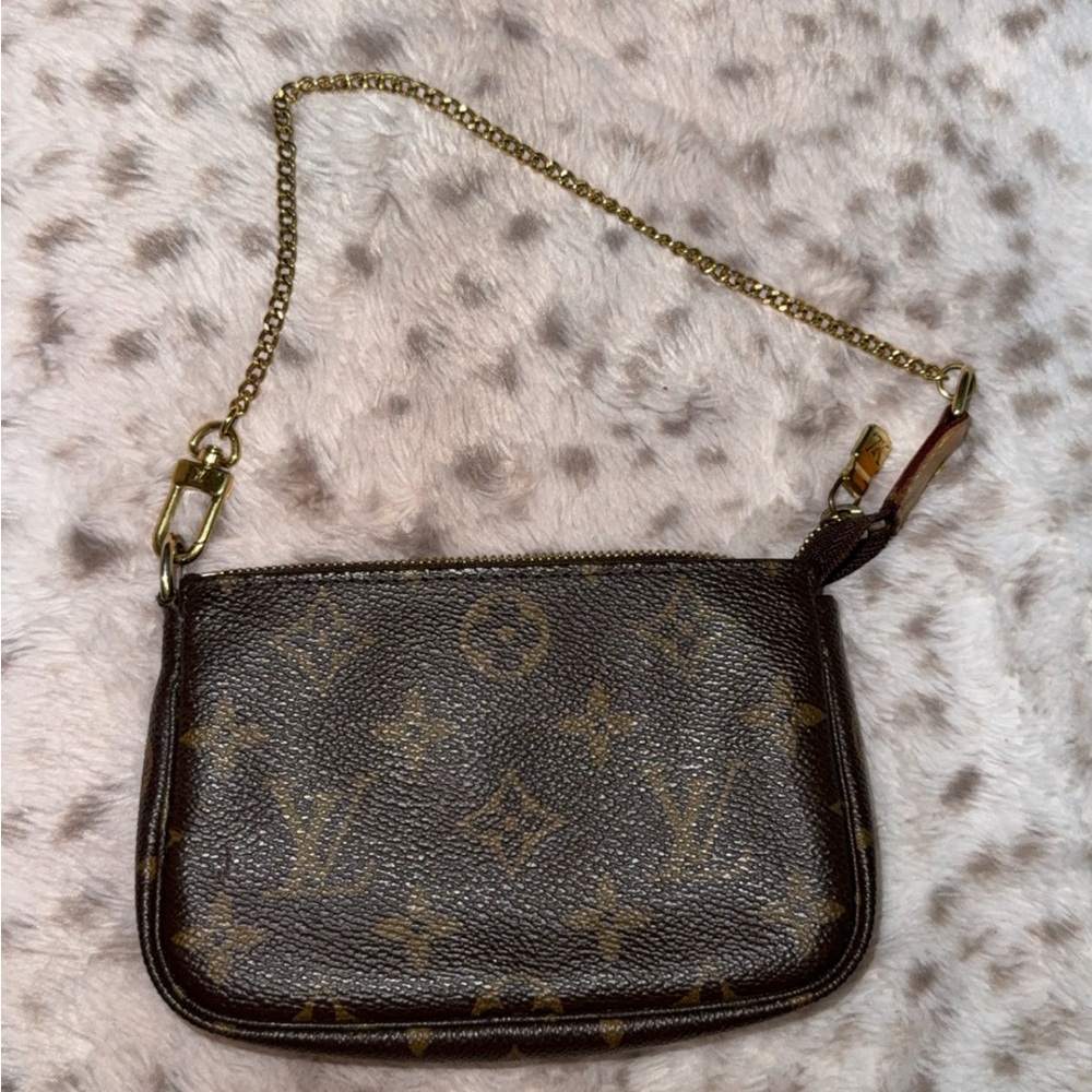 Louis Vuitton Mini Pouchette Accessories